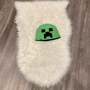 Minecraft Creeper Face Beanie - Boys OS